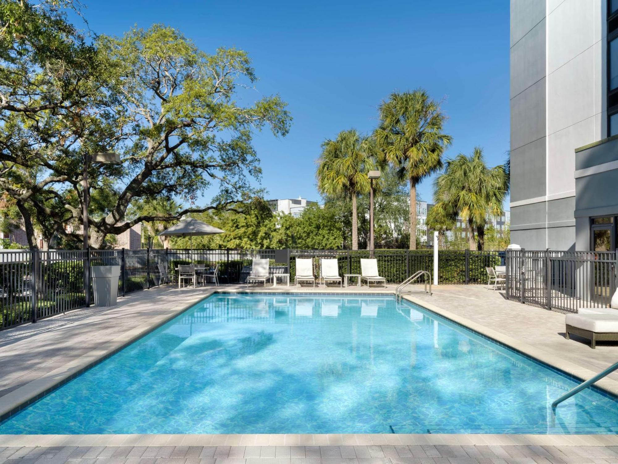 Hyatt Place Tampa Busch Gardens Exterior foto